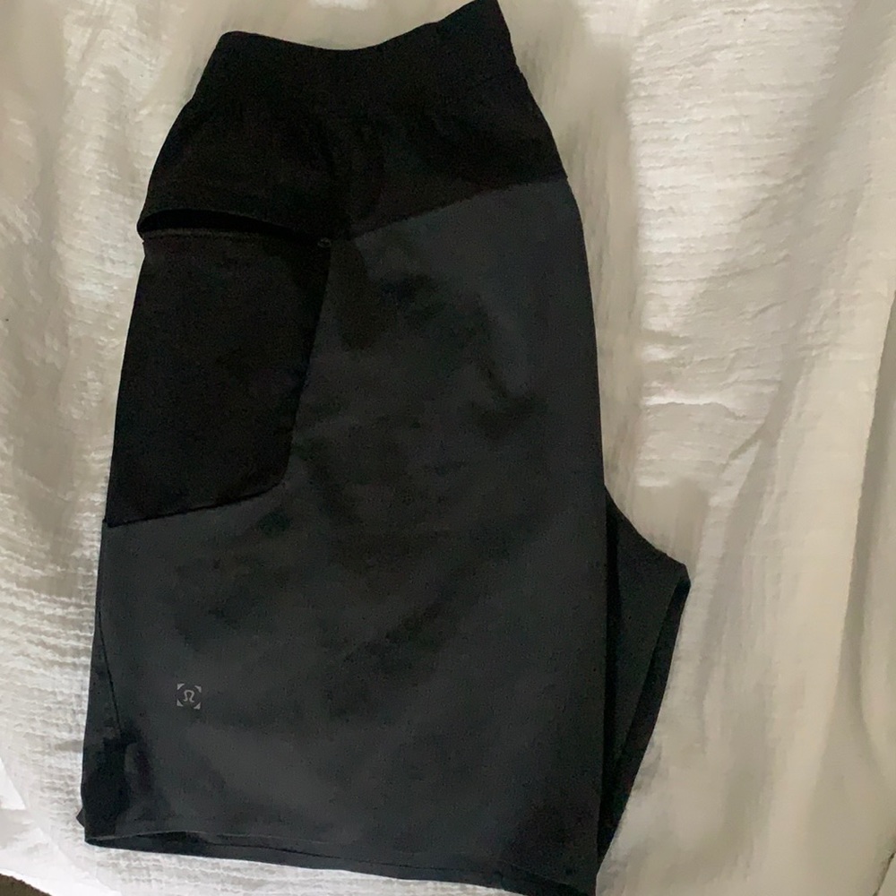 Men’s athletic lululemon shorts